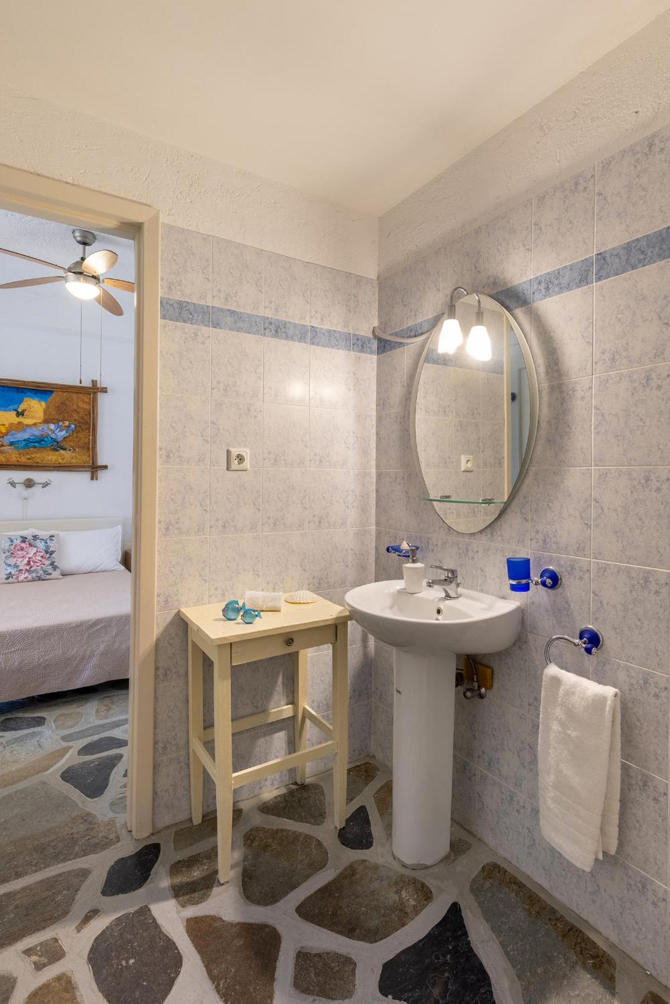 Aegean View - Seaside Apartment In Syros Azolimnos Eksteriør bilde